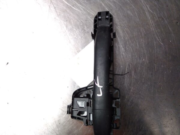 MERCEDES BENZ SPRINTER VS30 05/2018-2022 DOOR HANDLE OUTER LEFT FRONT