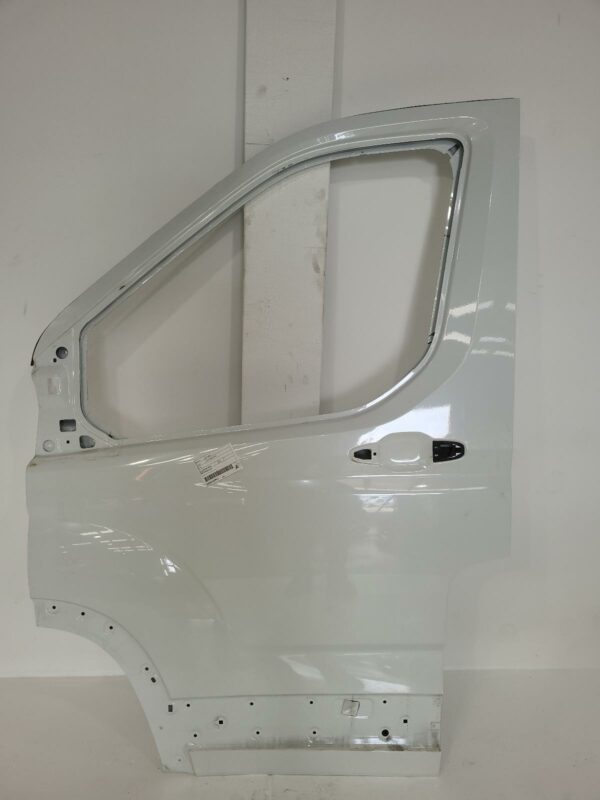 LDV DELIVER 9 07/2020-2024 LEFT FRONT DOOR SHELL ONLY