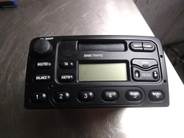 FORD TRANSIT VH-VJ 10/2000-08/2006 STEREO STANDARD TAPE PLAYER