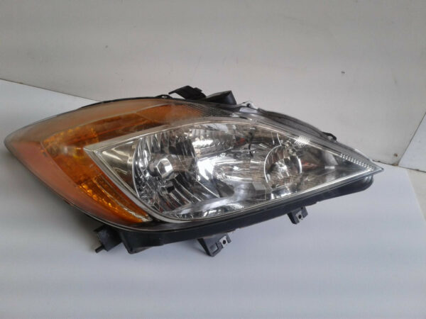 MAZDA BT50 UP 10/2011-08/2015 RIGHT HEADLAMP AMBER INDICATOR TYPE