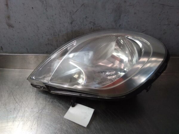 RENAULT TRAFIC X83 05/2007-12/2014 RIGHT HEADLAMP CLEAR INDICATOR TYPE