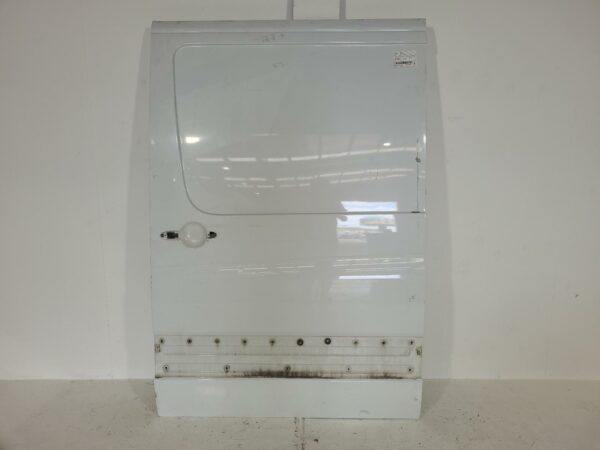 MERCEDES SPRINTER 2006-2018 LEFT REAR DOOR NCV3, VAN, LOW ROOF, NON WINDOW GLASS