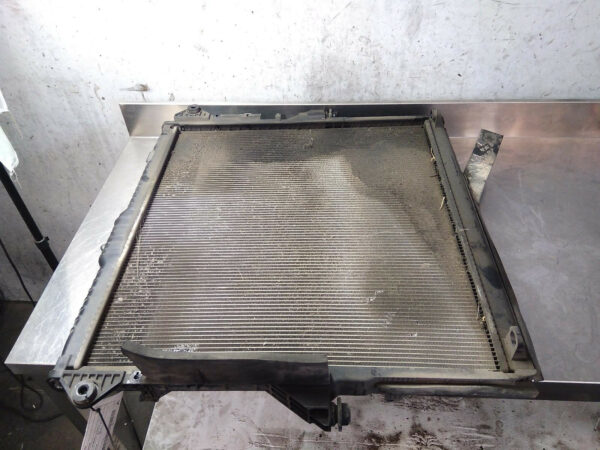 FORD RANGER PX SERIES 1-3 06/2011-04/2022 RADIATOR MANUAL T/M 2.2L DIESEL