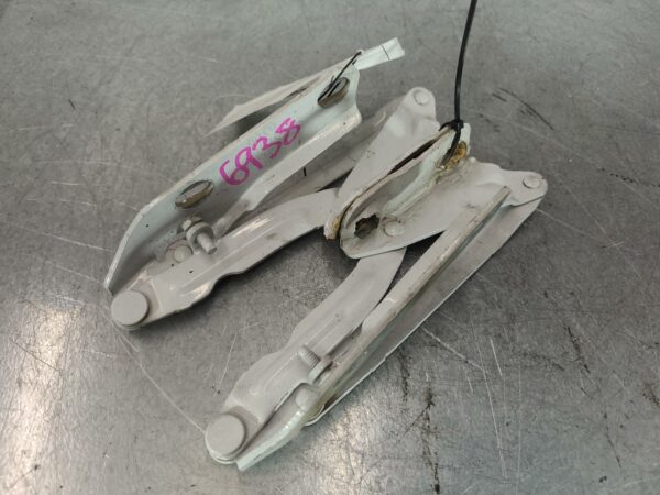 MERCEDES SPRINTER 2006-2018 BONNET HINGE/STRUT HINGES (PAIR), VAN, 10/06-