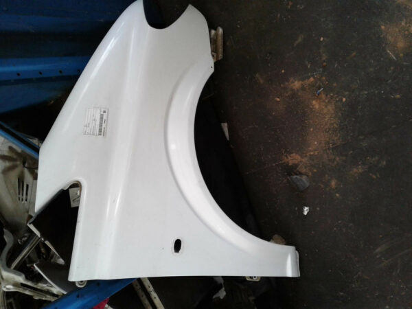 MERCEDES BENZ VITO 639 04/2004-01/2011 RIGHT GUARD