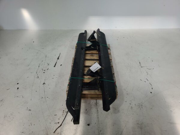TOYOTA HILUX 2005-2015 SIDE STEP/SKIRT AFTERMARKET, DUAL CAB, 03/05-08/15