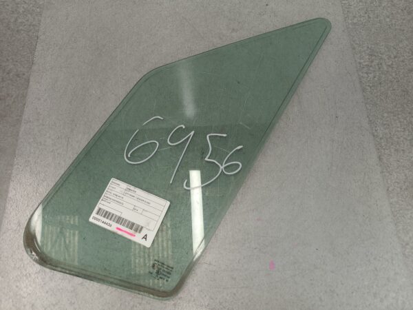 MERCEDES SPRINTER 2006-2018 LEFT FRONT 1/4 DOOR GLASS NCV3, 10/06-04/18