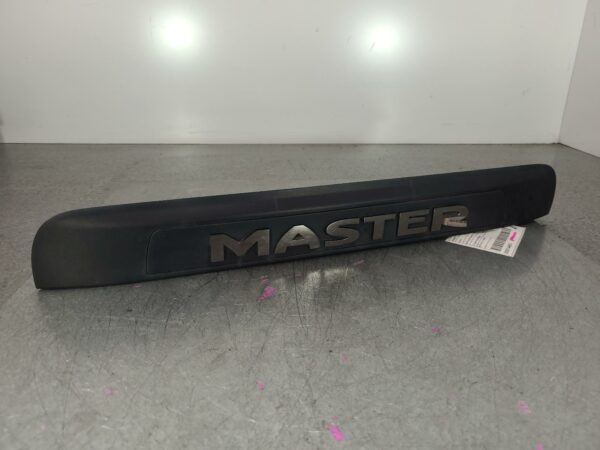 RENAULT MASTER 2011-2024 REAR GARNISH BARN DOOR GARNISH (LH SIDE), X62, 09/11-