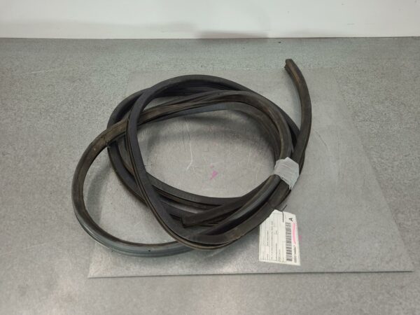 MERCEDES SPRINTER BODY SEAL RUBBER VAN, LH SLIDING DOOR RUBBER SEAL, 05/00-10/06