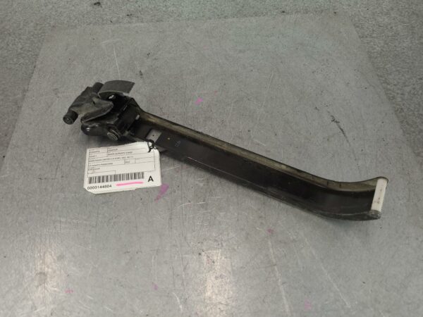 RENAULT MASTER 2011-2024 BOOTLID/TAILGATE HINGE BARN DOOR LIMITER (LH SIDE), X62
