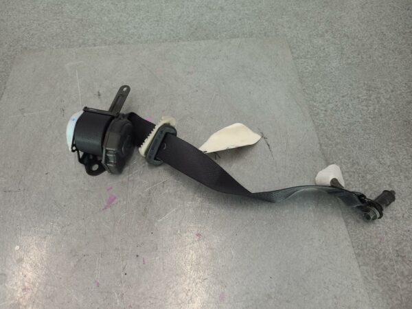 NISSAN NAVARA 2015-2024 SEAT BELT NP300, RH REAR, SEAT BELT ONLY, DUAL CAB, BLAC