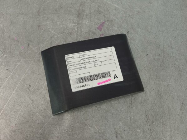 RENAULT MASTER 2011-2024 BODY/DOOR MOULD LH FRONT (UNDER FUEL FLAP), X62, 09/11-
