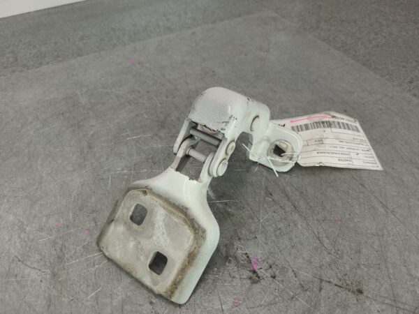 RENAULT MASTER 2011-2024 DOOR HINGE/RUNNER LOWER, LH FRONT, X62, 09/11-