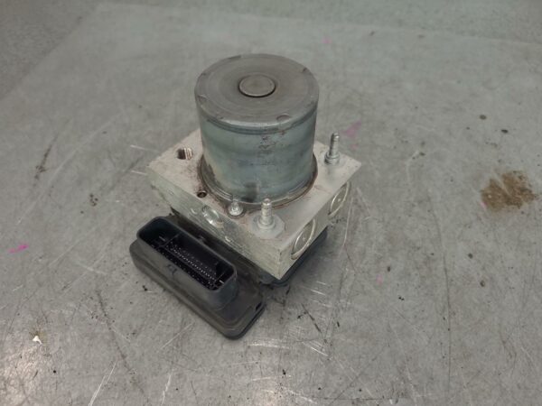 VOLKSWAGEN CRAFTER 2007-2017 ABS PUMP/MODULATOR 02/07-07/17