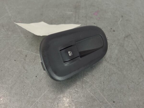 RENAULT MASTER 2011-2024 POWER WINDOW SWITCH LH FRONT, X62, 09/11-
