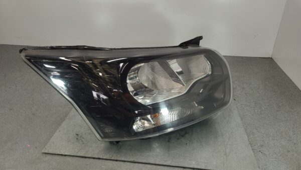 FORD TRANSIT 2016-2024 RIGHT HEADLAMP VO, BLACK INSERT TYPE, 05/16-