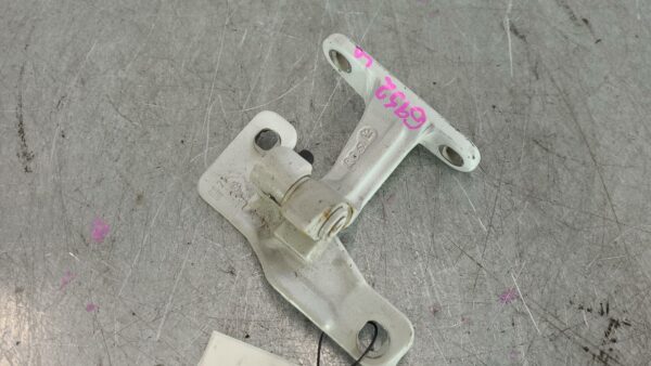 MERCEDES SPRINTER 2018-2024 DOOR HINGE/RUNNER RH FRONT DOOR (LOWER), VAN/CAB CHA