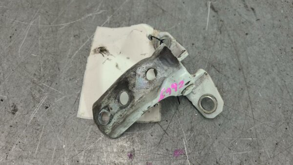 MITSUBISHI TRITON 2009-2015 DOOR HINGE/RUNNER MN, RH FRONT CHECK STRAP, 08/09-04