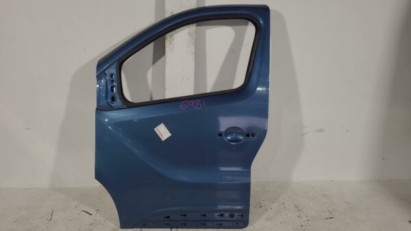 RENAULT TRAFIC 2015-2025 LEFT FRONT DOOR X82, 01/15-