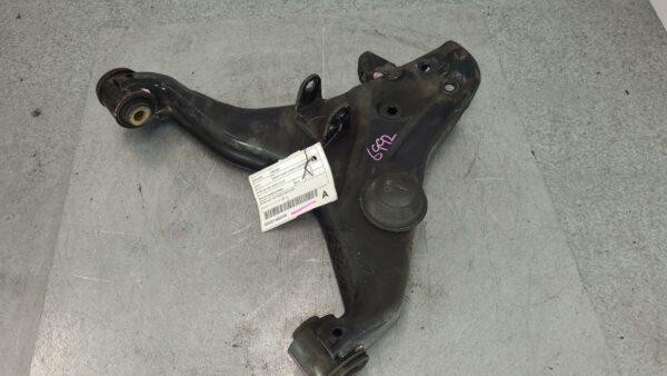 MITSUBISHI TRITON 2006-2015 RIGHT FRONT LOWER CONTROL ARM 4WD, ML-MN, 07/06-04/1