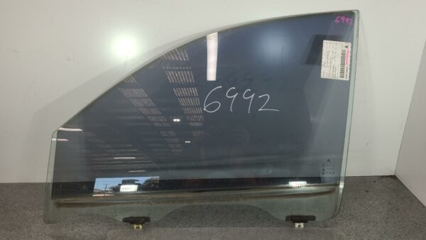 MITSUBISHI TRITON 2009-2015 LEFT FRONT DOOR WINDOW SINGLE/DUAL CAB, MN, 08/09-04