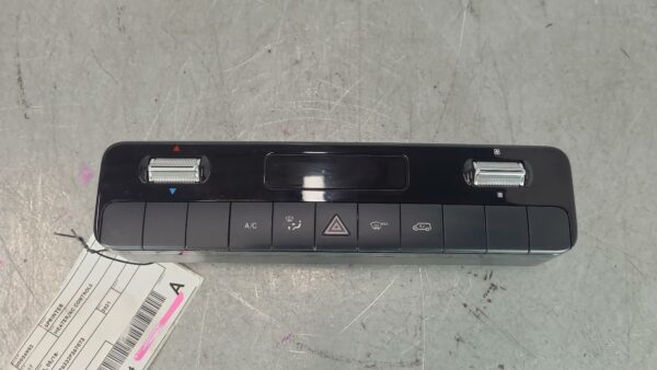 MERCEDES SPRINTER 2018-2025 HEATER/AC CONTROLS VS30, 05/18-