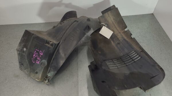 RENAULT TRAFIC 2015-2025 RIGHT GUARD LINER X82, 01/15-