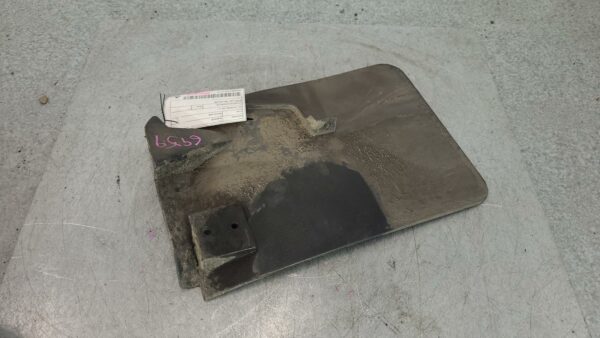 RENAULT MASTER 2011-2024 MUD FLAPS X62, RH REAR, 09/11-
