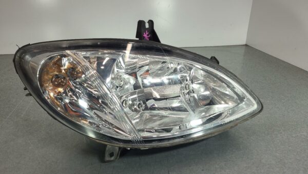 MERCEDES VITO 2004-2011 RIGHT HEADLAMP 639, 04/04-01/11