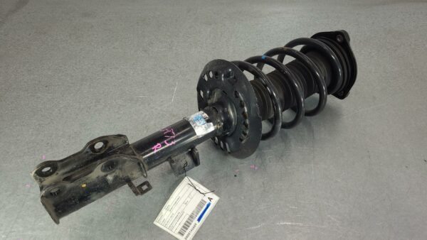 MERCEDES VITO 2011-2015 RIGHT FRONT STRUT 639, 02/11-02/15