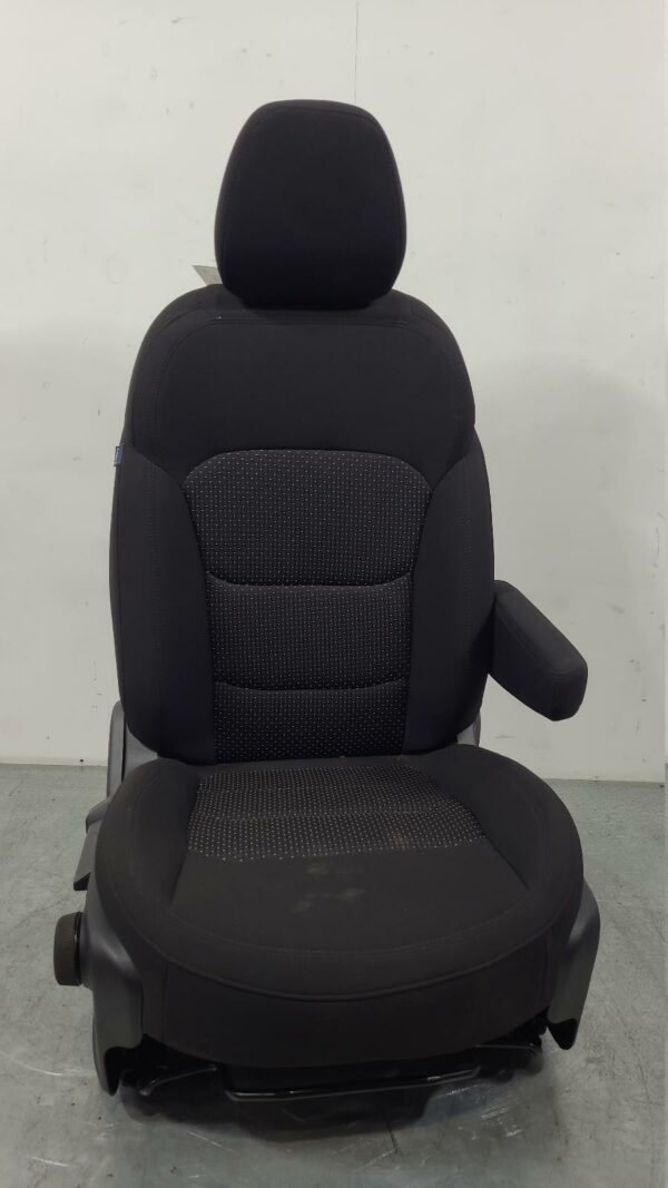 LDV DELIVER 9 2020-2024 FRONT SEAT RH FRONT, CLOTH, 07/20-