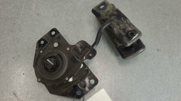 LDV DELIVER 9 2020-2025 SPARE WHEEL WINCH 07/20-