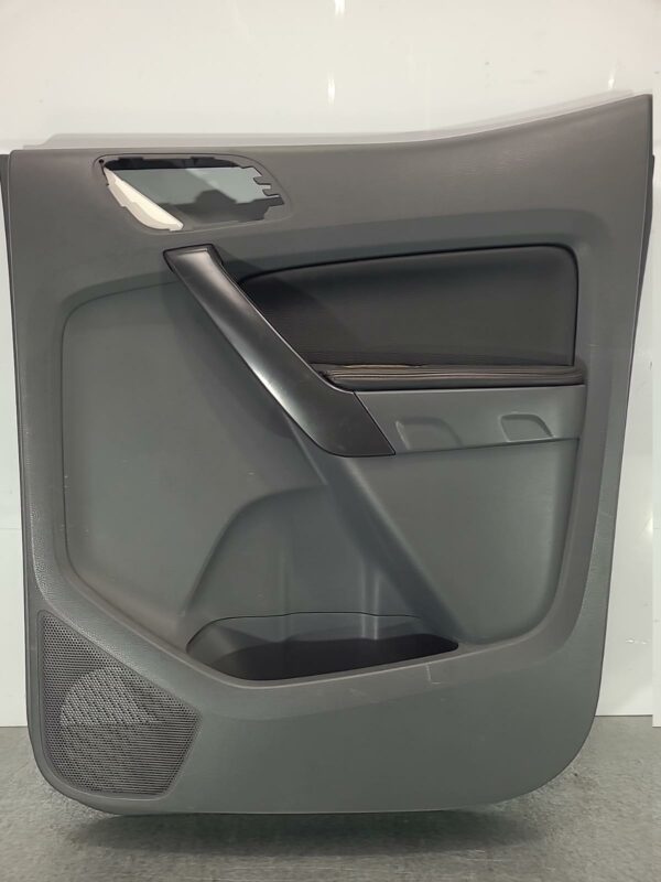 FORD RANGER 2015-2022 DOOR TRIM PX SERIES 2-3, RH REAR, DUAL CAB, WILDTRAK, 06/1