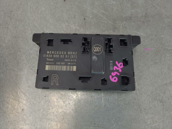 MERCEDES VITO 2011-2015 ECU RIGHT FRONT DOOR ECU, 639, 02/11-02/15