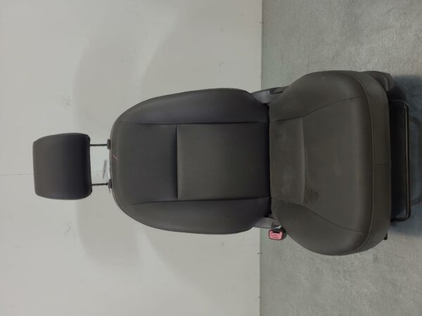 TOYOTA HILUX 2011-2015 FRONT SEAT LH FRONT, WORKMATE (BUCKET SEAT TYPE), VINYL,