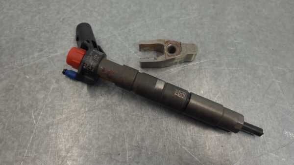 MERCEDES VITO 2015-2025 FUEL INJECTOR 447, 03/15-