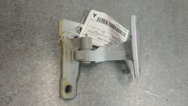 MERCEDES SPRINTER 2018-2024 DOOR HINGE/RUNNER RH FRONT DOOR (LOWER), VAN/CAB CHA