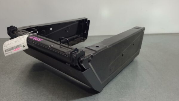 LDV DELIVER 9 2020-2025 SEAT BOX 07/20-
