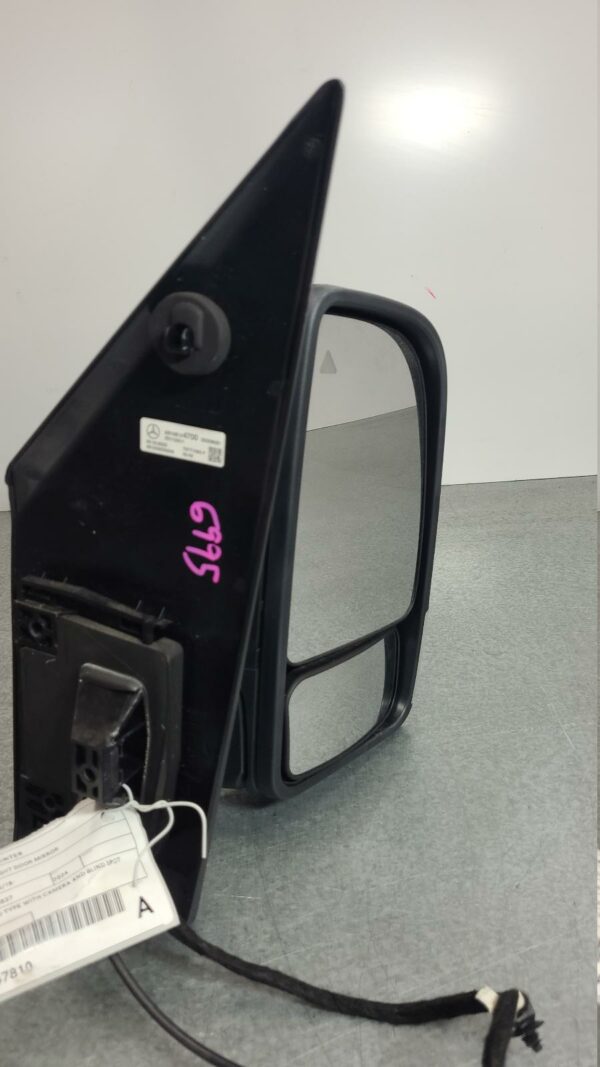 MERCEDES SPRINTER 2018-2024 RIGHT DOOR MIRROR VS30, VAN TYPE, 05/18-