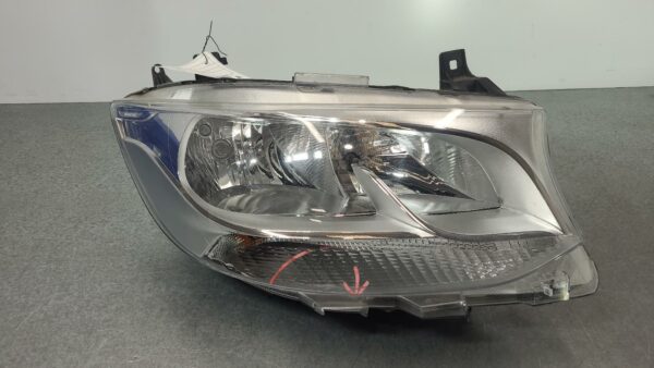 MERCEDES SPRINTER 2018-2024 RIGHT HEADLAMP VS30, W/ HALOGEN TYPE, 05/18-
