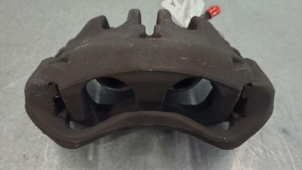 MERCEDES SPRINTER 2006-2018 CALIPER LH FRONT, NCV3, DUAL WHEEL, 10/06-04/18