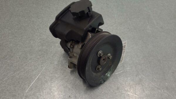 MERCEDES SPRINTER 2000-2006 STEERING PUMP 2.2, DIESEL, TURBO, 05/00-10/06