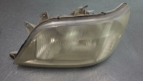 MERCEDES SPRINTER 2000-2006 LEFT HEADLAMP WHITE BASE, VAN, 05/00-10/06