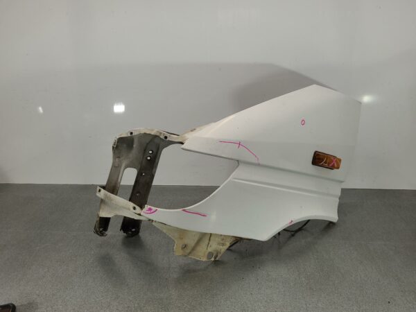 MERCEDES SPRINTER 2000-2006 LEFT GUARD VAN, 05/00-10/06