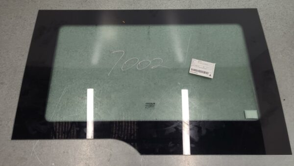 RENAULT MASTER 2011-2025 LEFT REAR 1/4 DOOR GLASS X62, 09/11-