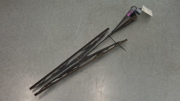 FORD TRANSIT 1997-2000 WIPER ARM FRONT (PAIR), VG, 01/97-09/00