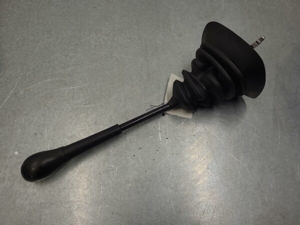 FORD TRANSIT 1997-2000 GEAR STICK/SHIFTER VG 01/97-09/00