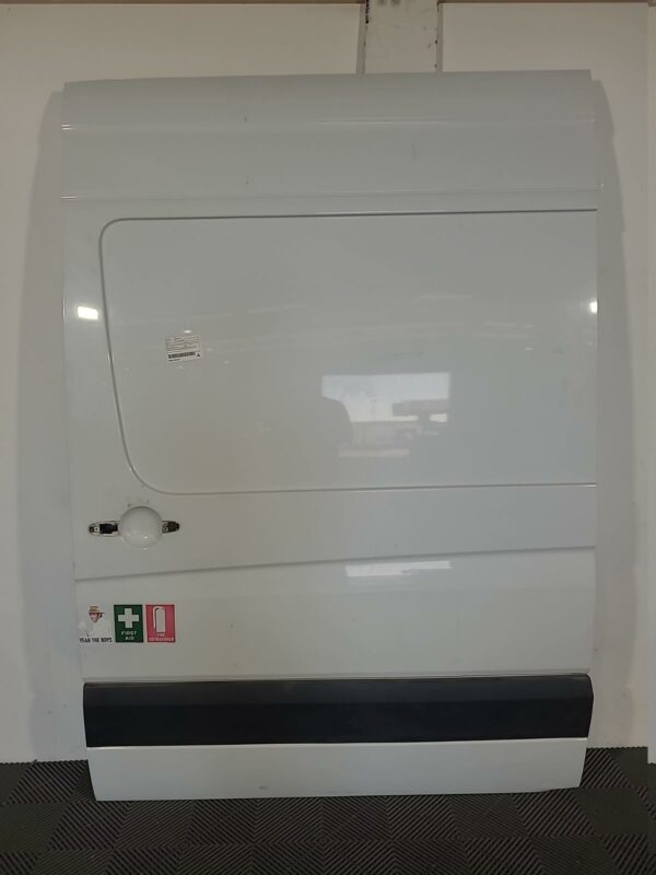 MERCEDES SPRINTER 2006-2018 LEFT REAR DOOR NCV3, VAN, HIGH ROOF, NON WINDOW GLAS