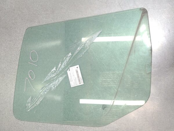 MERCEDES SPRINTER 2018-2025 RIGHT FRONT DOOR WINDOW VS30, 05/18-