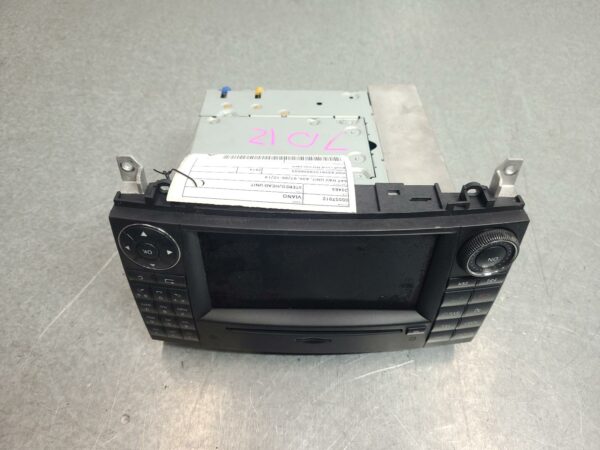 MERCEDES VIANO 2005-2014 STEREO/HEAD UNIT SAT NAV UNIT, 639, 07/05-12/14